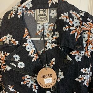 NWT Jaase Greaser Jacket with Floral Embroidery‎ Size XS